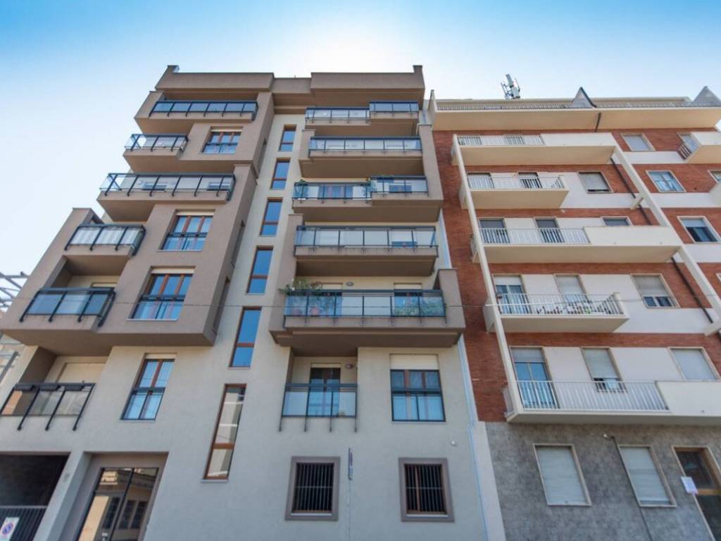 appartamento in vendita a Torino in zona Lingotto