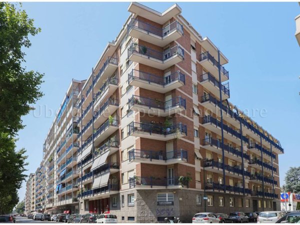 appartamento in vendita a Torino in zona Parella