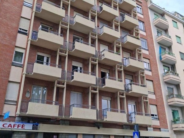 appartamento in vendita a Torino in zona Regio Parco