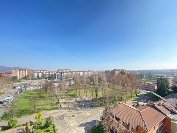 appartamento in vendita a Torino in zona Mirafiori Sud