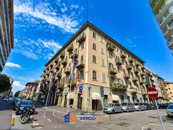appartamento in vendita a Torino in zona Lingotto