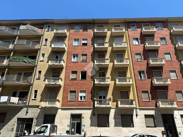 appartamento in vendita a Torino in zona Borgata Vittoria