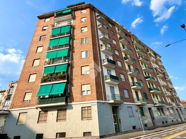 appartamento in vendita a Torino in zona Lucento