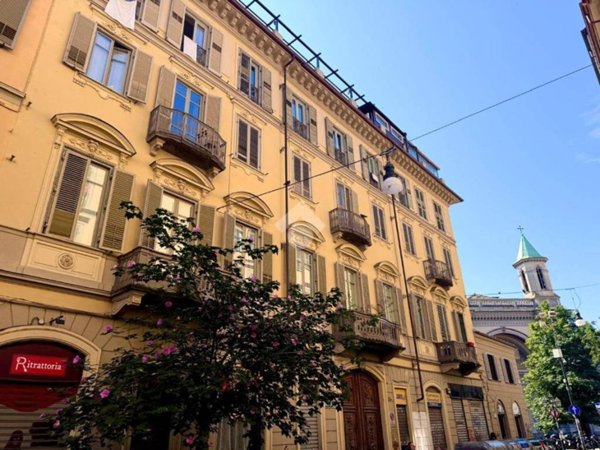 appartamento in vendita a Torino in zona San Salvario