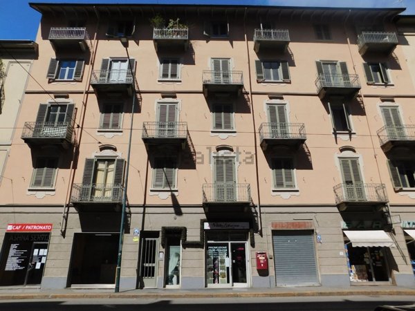 appartamento in vendita a Torino in zona Borgata Vittoria
