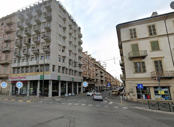 locale commerciale in vendita a Torino in zona San Donato