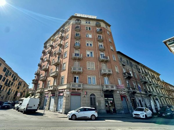appartamento in vendita a Torino in zona Cenisia