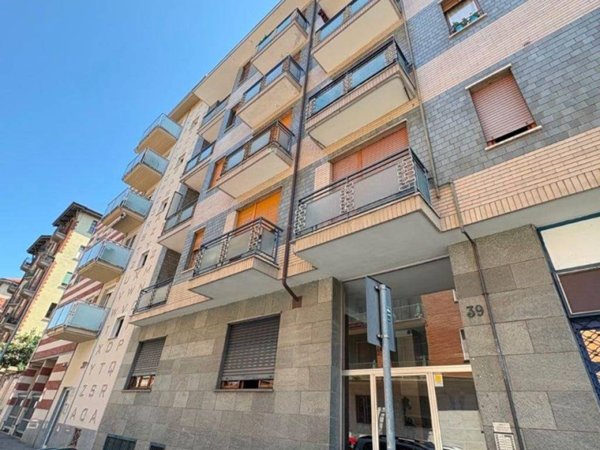 appartamento in vendita a Torino in zona Millefonti