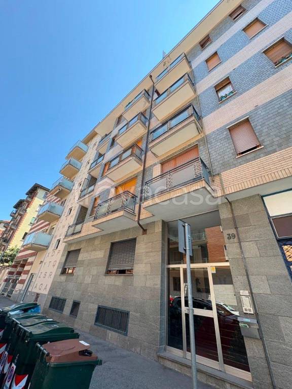 appartamento in vendita a Torino in zona Millefonti