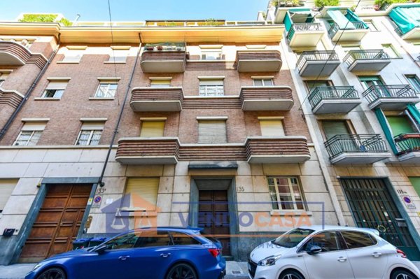 appartamento in vendita a Torino in zona San Salvario