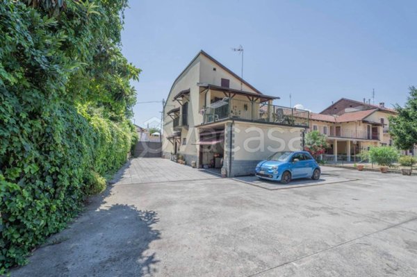 casa indipendente in vendita a Torino in zona Lucento