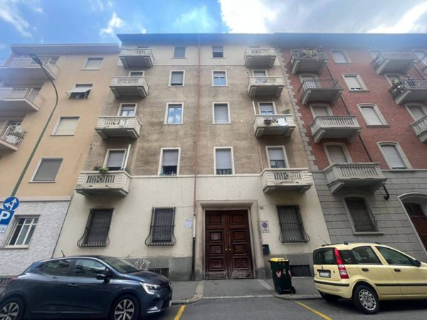 appartamento in vendita a Torino in zona Cenisia