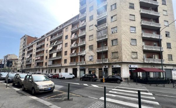 appartamento in vendita a Torino in zona Borgata Vittoria