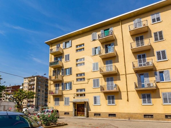 appartamento in vendita a Torino in zona Borgata Vittoria