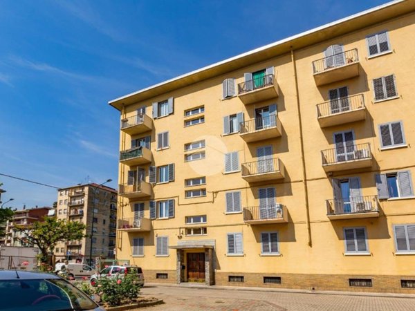 appartamento in vendita a Torino in zona Borgata Vittoria