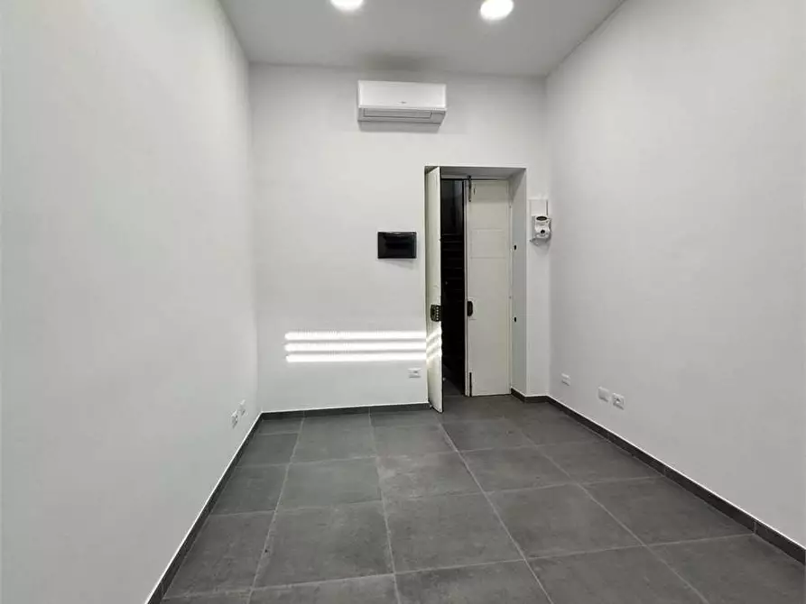 locale di sgombero in vendita a Torino in zona Regio Parco