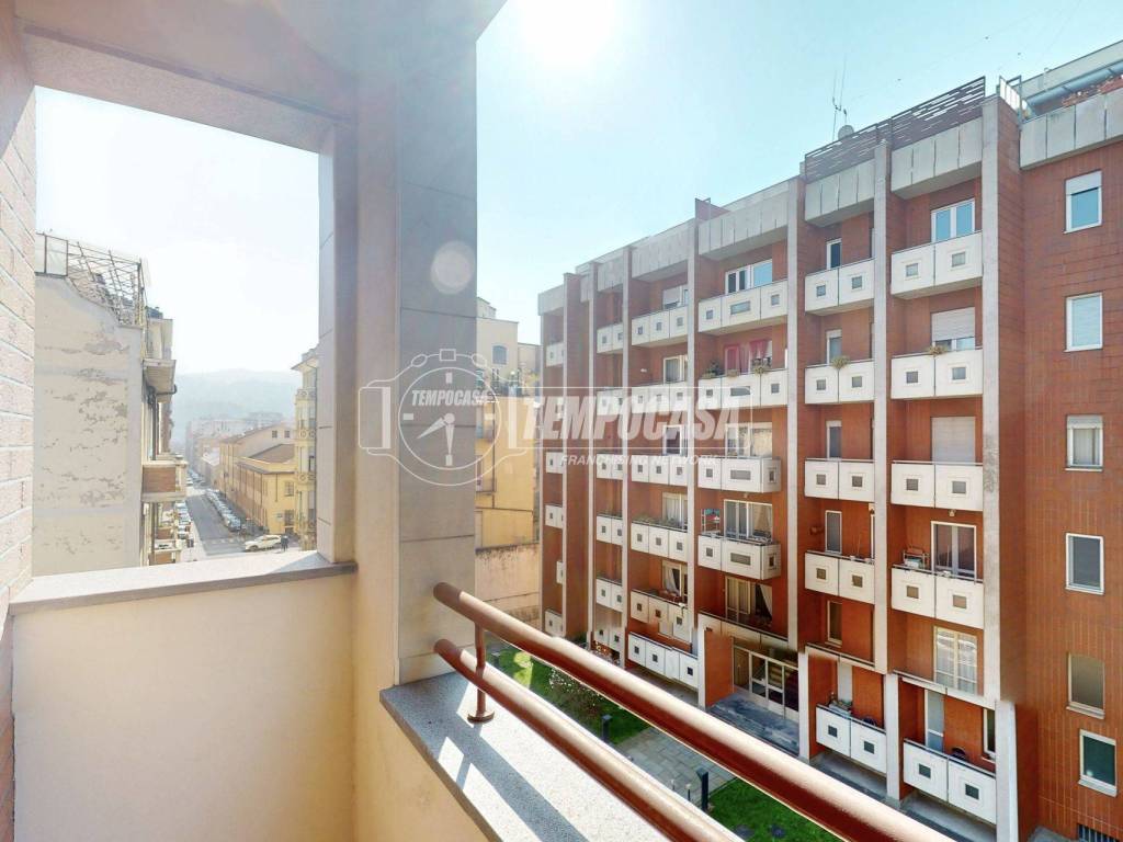 appartamento in vendita a Torino in zona San Salvario