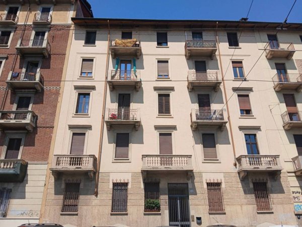 appartamento in vendita a Torino in zona Lingotto