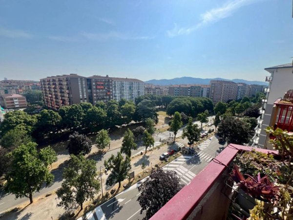 appartamento in vendita a Torino in zona Santa Rita
