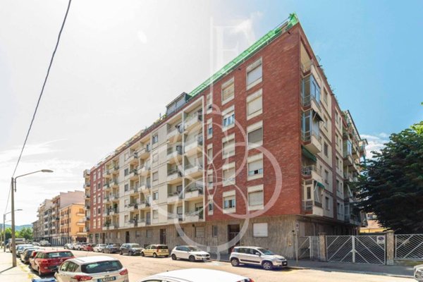 appartamento in vendita a Torino in zona Lingotto