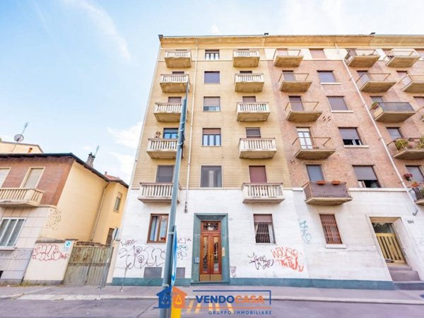 appartamento in vendita a Torino in zona Cenisia