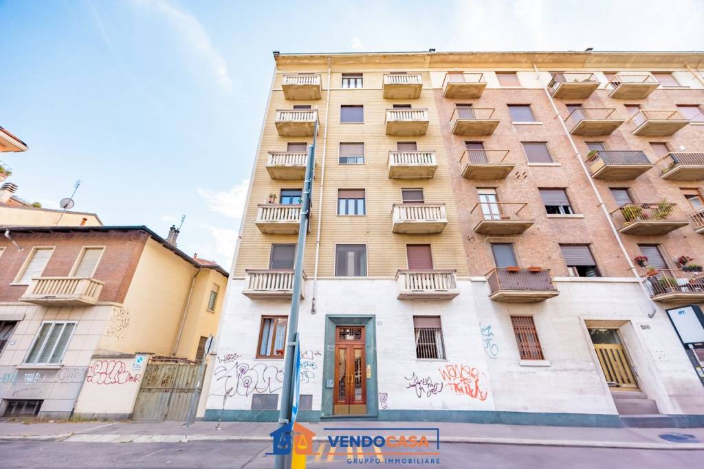 appartamento in vendita a Torino in zona Borgo San Paolo