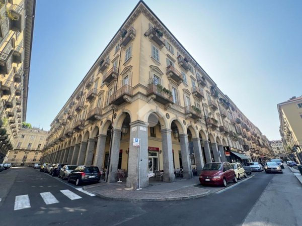 appartamento in vendita a Torino in zona Centro Storico
