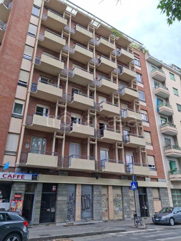 appartamento in vendita a Torino in zona Regio Parco