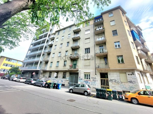 appartamento in vendita a Torino in zona Santa Rita