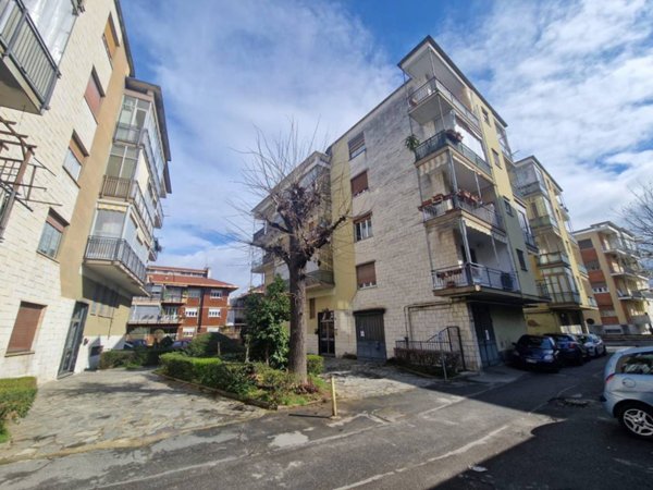 appartamento in vendita a Torino in zona Mirafiori Sud