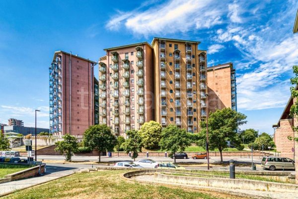 appartamento in vendita a Torino in zona Borgata Vittoria