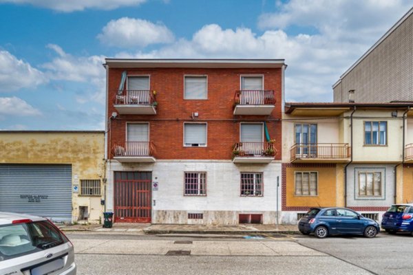 appartamento in vendita a Torino in zona Parella