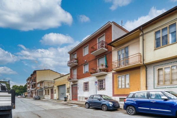 appartamento in vendita a Torino in zona Parella