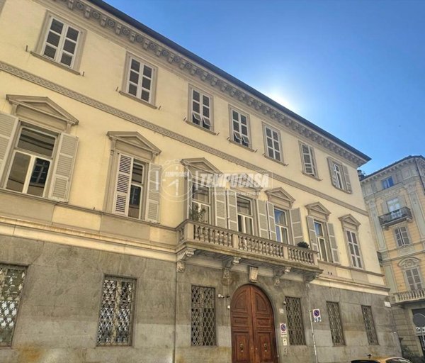 appartamento in vendita a Torino in zona Centro Storico