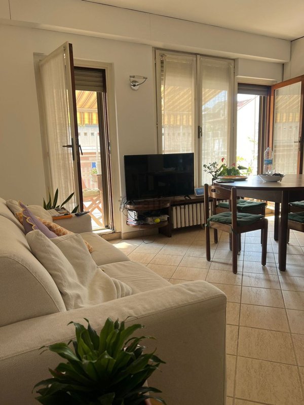 appartamento in vendita a Torino in zona Cit Turin