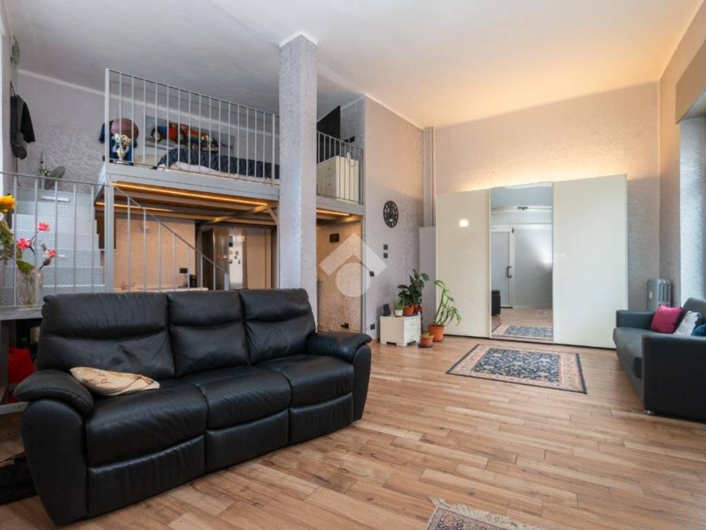 appartamento in vendita a Torino in zona Borgo San Paolo