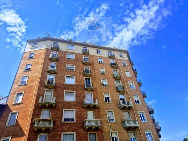 appartamento in vendita a Torino in zona Cenisia