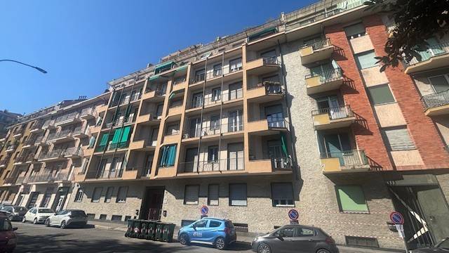 appartamento in vendita a Torino in zona Borgo San Paolo