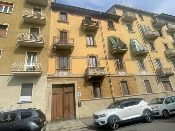 appartamento in vendita a Torino in zona Borgo San Paolo