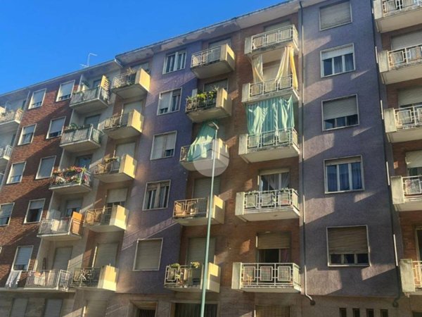 appartamento in vendita a Torino in zona Borgata Vittoria
