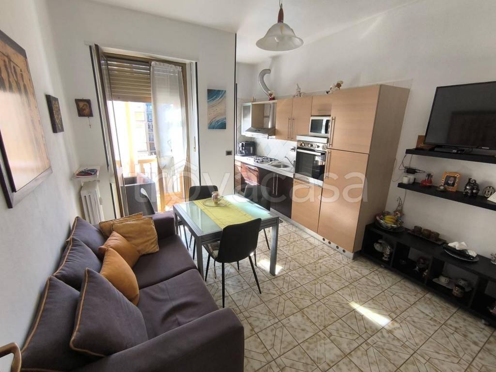 appartamento in vendita a Torino in zona Millefonti