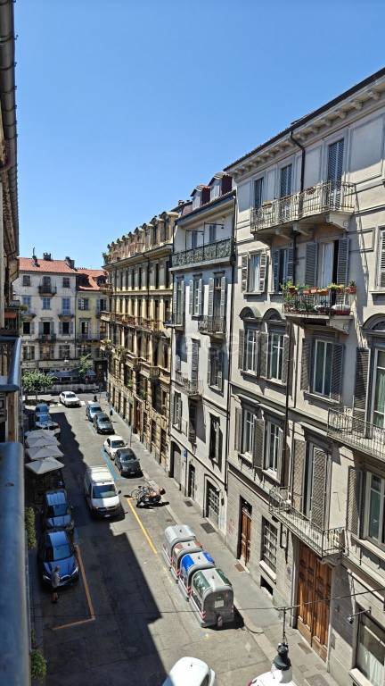 appartamento in vendita a Torino in zona San Salvario