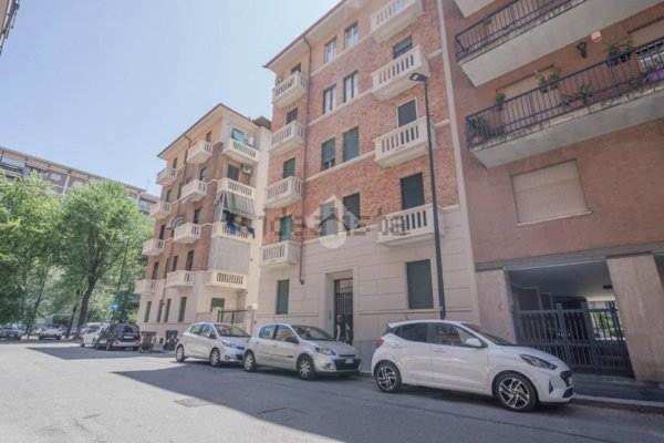 appartamento in vendita a Torino in zona Pozzo Strada