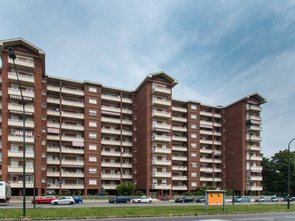 appartamento in vendita a Torino in zona Vallette