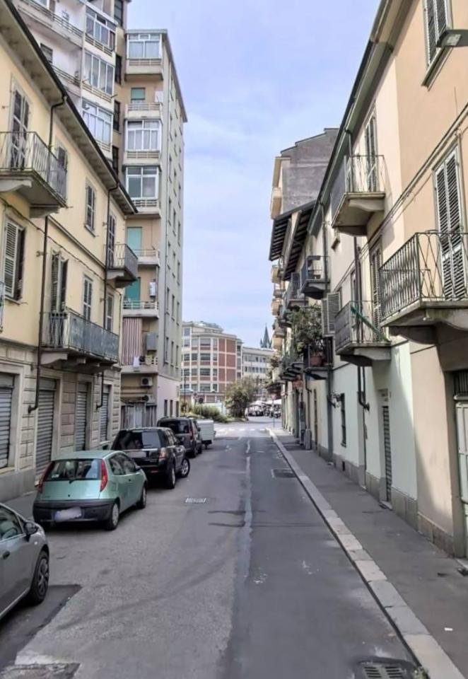 appartamento in vendita a Torino in zona Cenisia