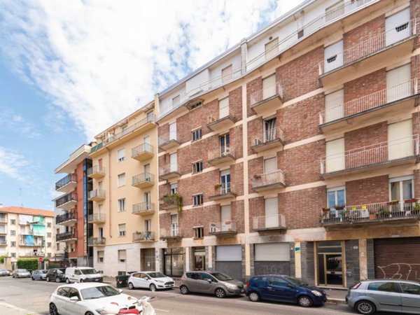 appartamento in vendita a Torino in zona Parella