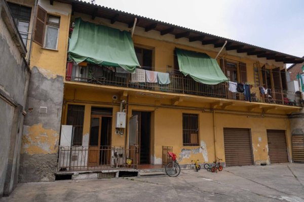 casa indipendente in vendita a Torino in zona Barriera di Milano