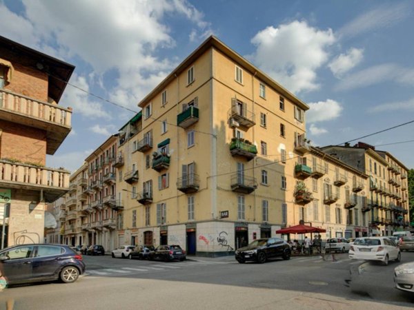 appartamento in vendita a Torino in zona Borgata Vittoria