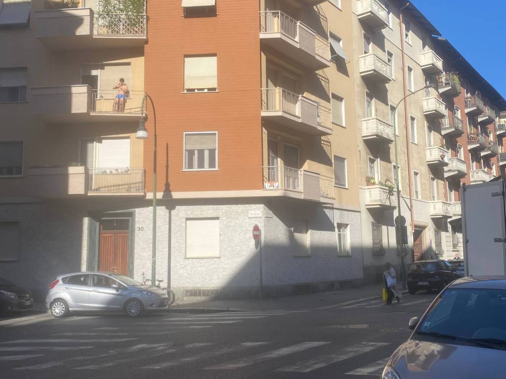 appartamento in vendita a Torino in zona Cenisia