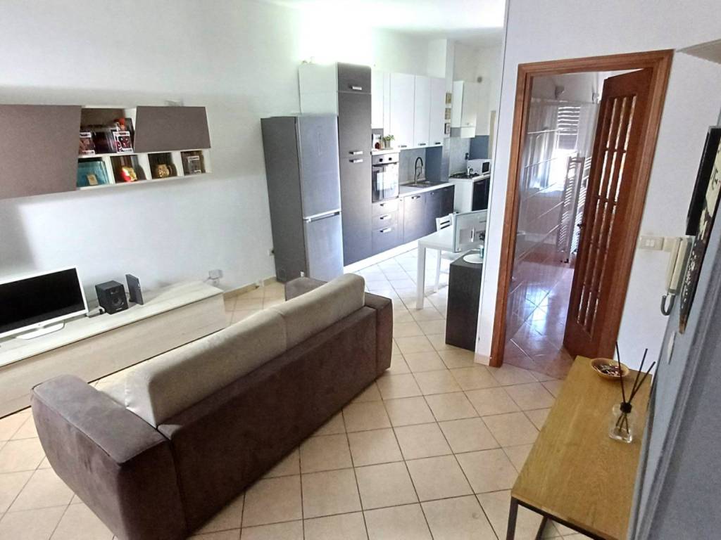 appartamento in vendita a Torino in zona Lingotto